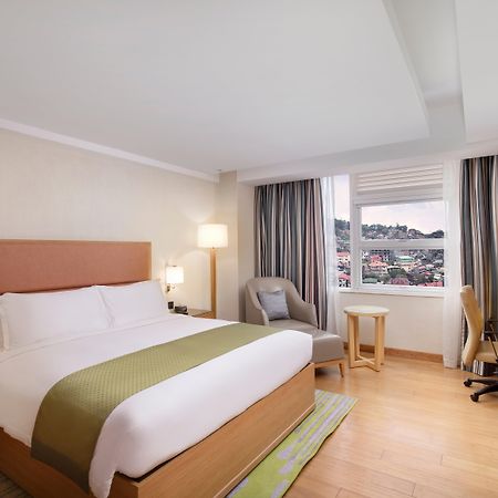 Holiday Inn Baguio City Centre, An Ihg Hotel Екстер'єр фото