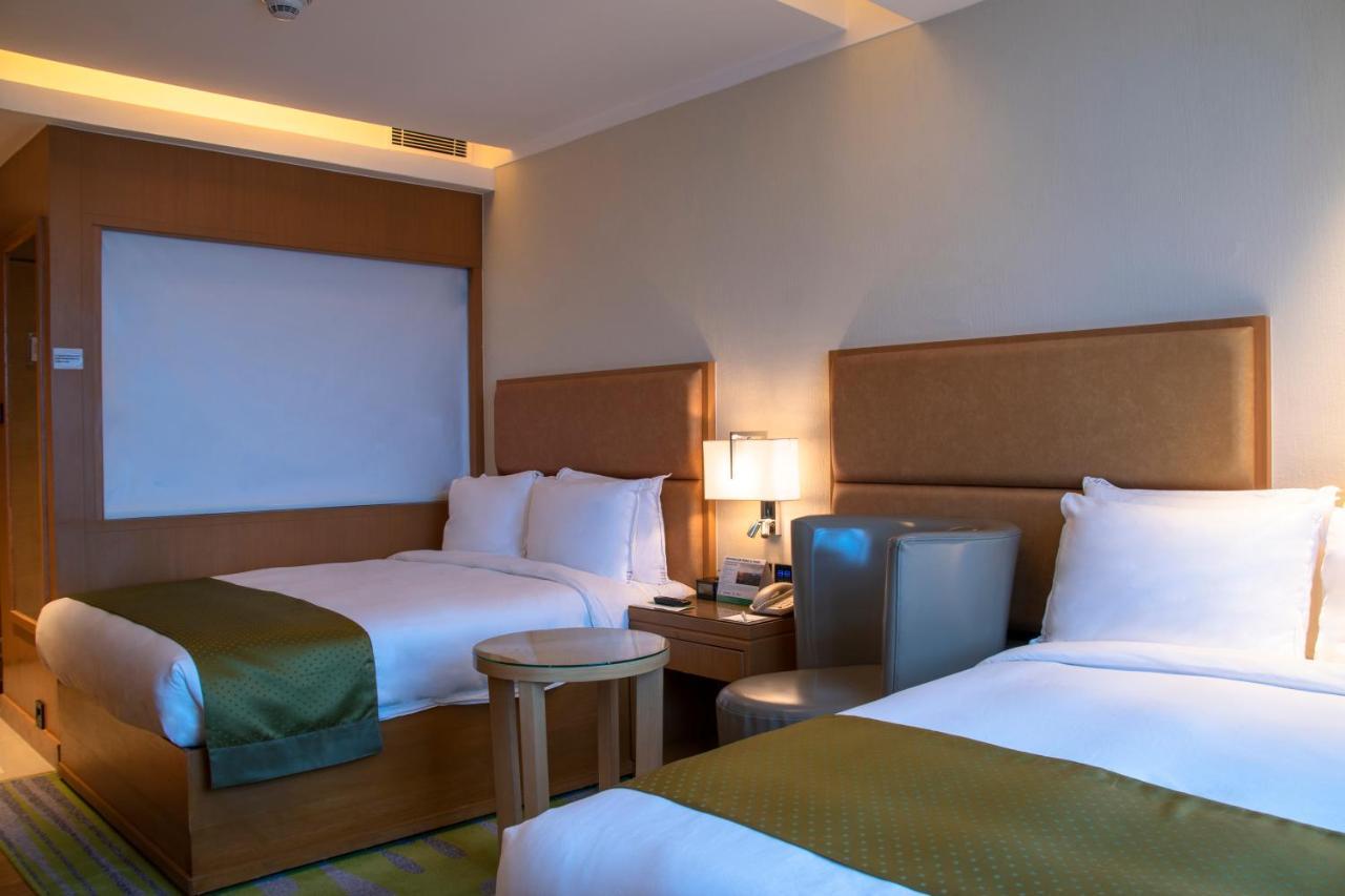 Holiday Inn Baguio City Centre, An Ihg Hotel Екстер'єр фото
