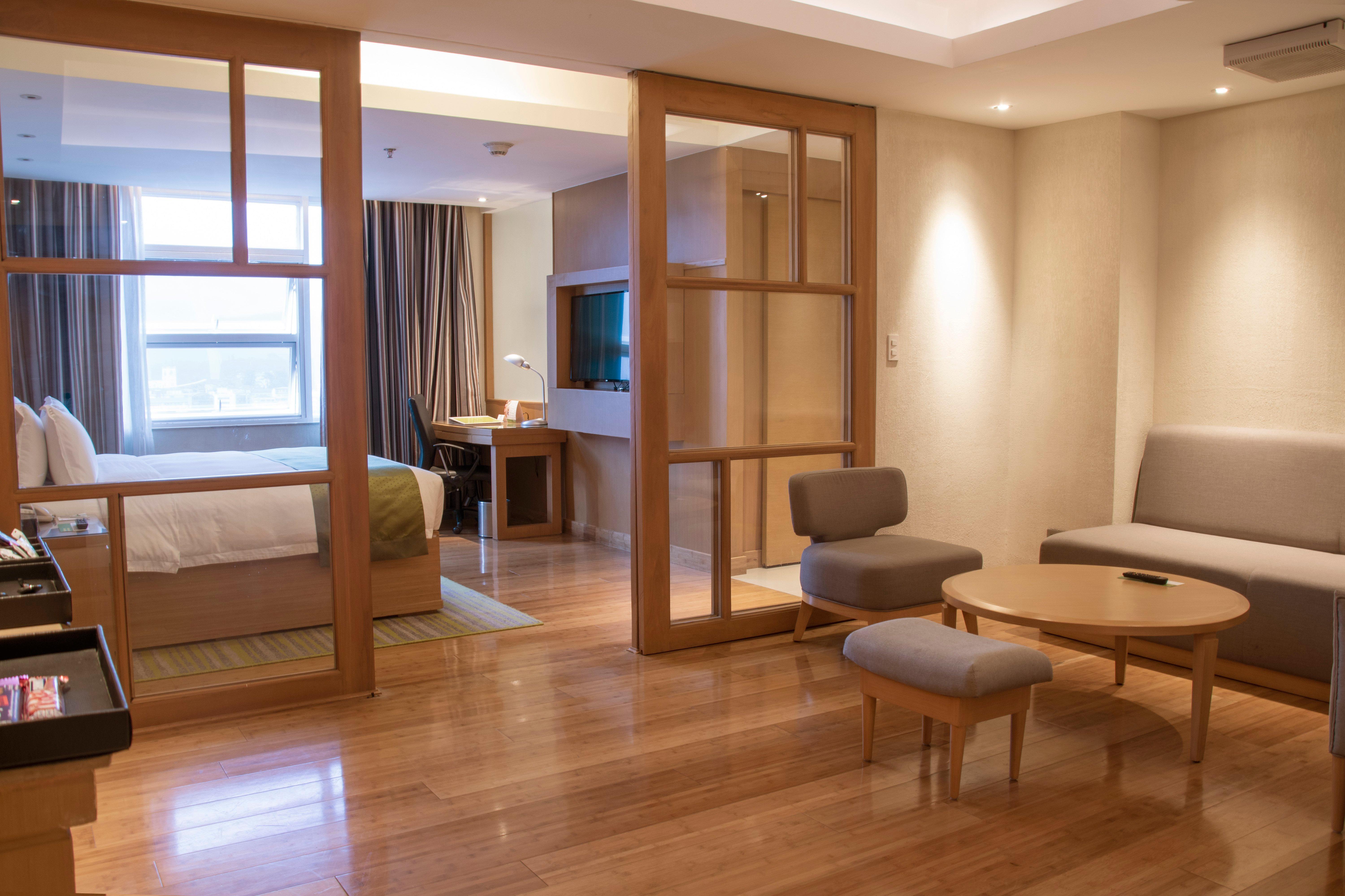 Holiday Inn Baguio City Centre, An Ihg Hotel Екстер'єр фото